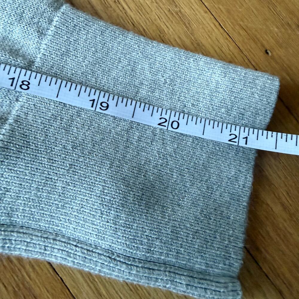 Vineyard Vines Gray Pullover V-neck Knit Sweater Sz S Preppy Spring Chic Minimal - Picture 4 of 8